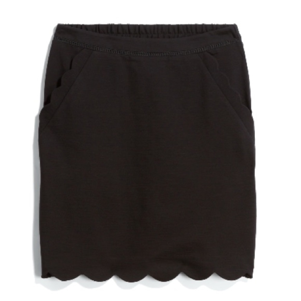 Scallop Hem Skirt